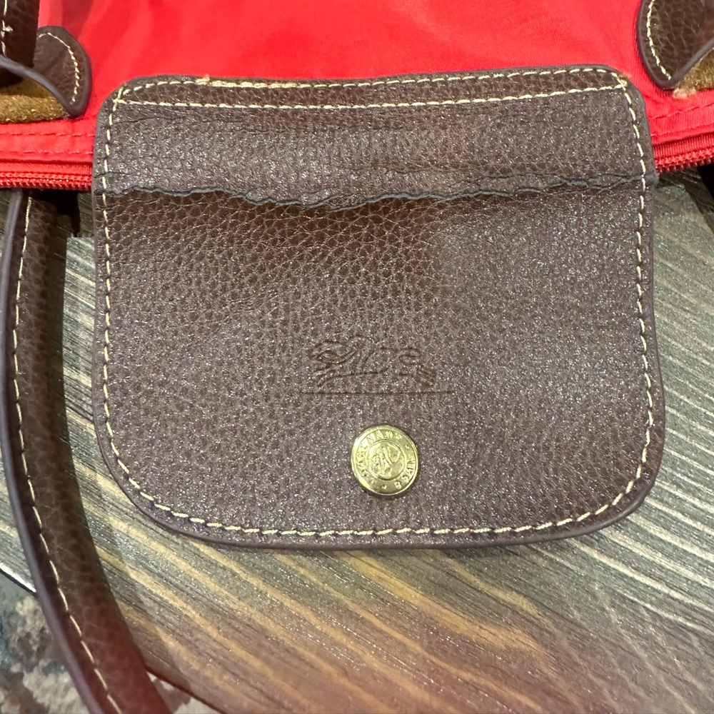 Red Medium Le Pliage Longchamp with Short Straps - Picture 5 of 9
